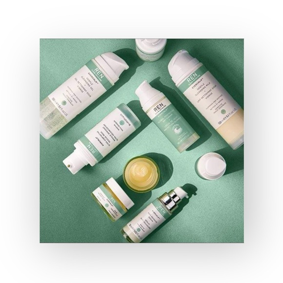 new REN Skincare ㋛ Evercalm ™ Anti-Redness Serum ㋛ Sensitive Skin Forumla ㋛ - Picture 4 of 16